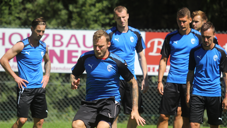 Viktorii čekají v Rakousku poslední dva dny, vše uzavře utkání s Watfordem