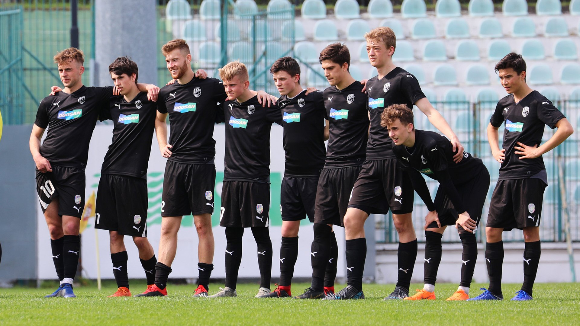 Dorosty vyhrály v Mostě, z vítězství se radovaly také žákovské týmy