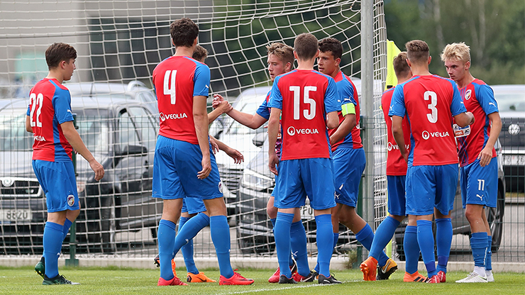 Kompletní přehled změn v kádrech juniorky a dorostů