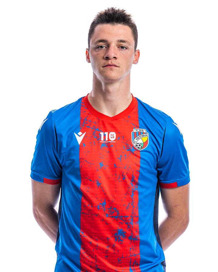 Dominik Janoek #39