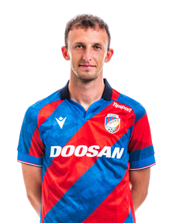 Matj Valenta #32