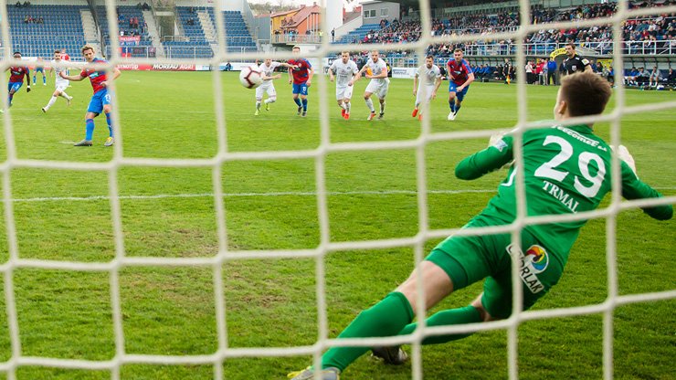 Věděl jsem dopředu, kam to kopnu, řekl o penaltě Patrik Hrošovský