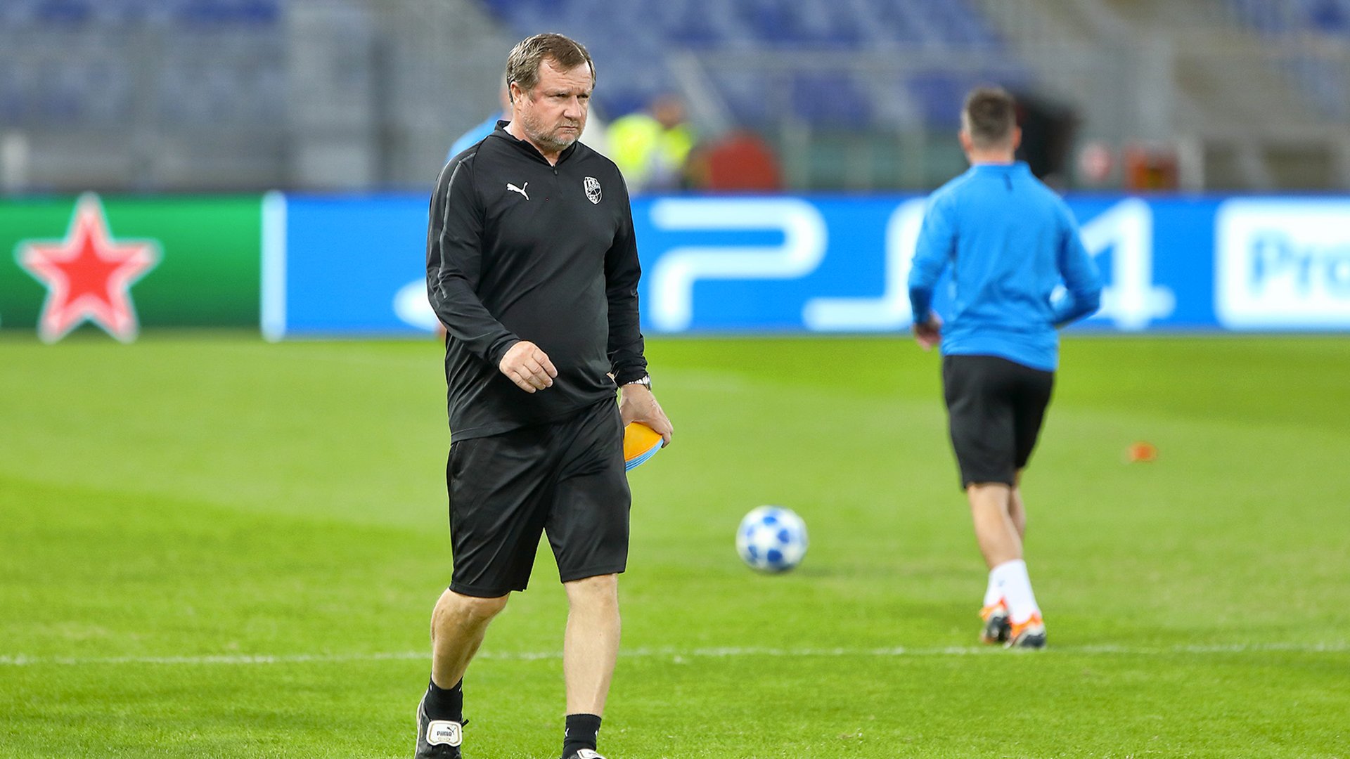 Čekají nás velice náročné dva týdny, říká před Slováckem trenér Pavel Vrba