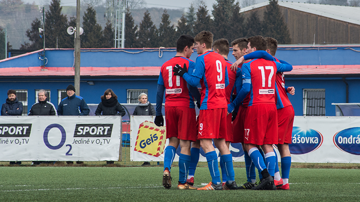 Díky skvělé druhé půli porazili junioři Hradec Králové 5:1!