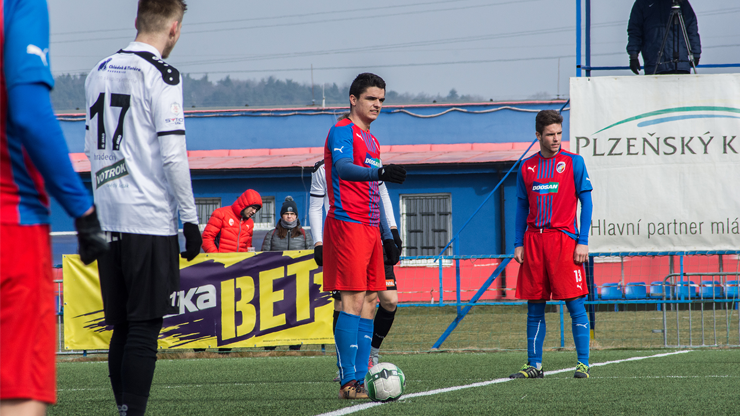 Juniorka hostí Teplice, soutěžní utkání hrají doma také dorostenci